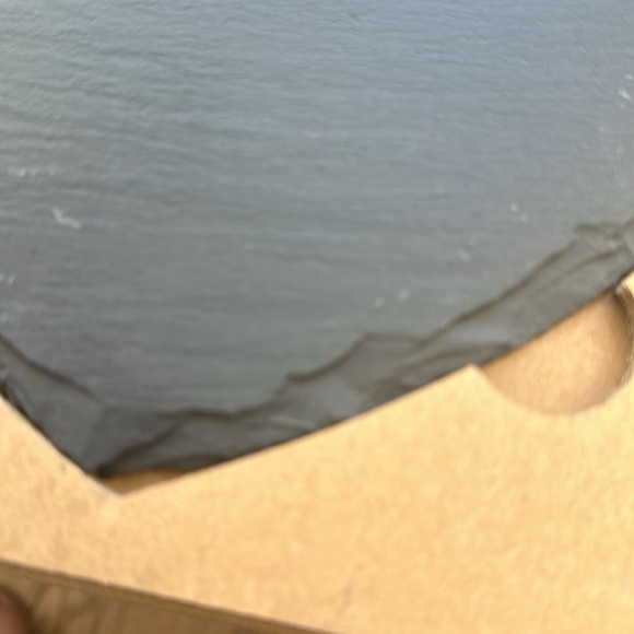 Santa Barbara Design Studio Slate Board Serving Set. Item #F2B40 Heart ShapedNIB - Picture 5 of 7